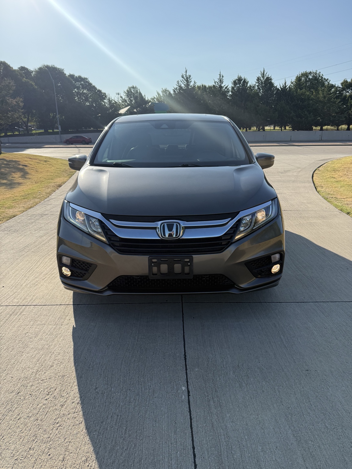 2019 Honda Odyssey EX-L front view