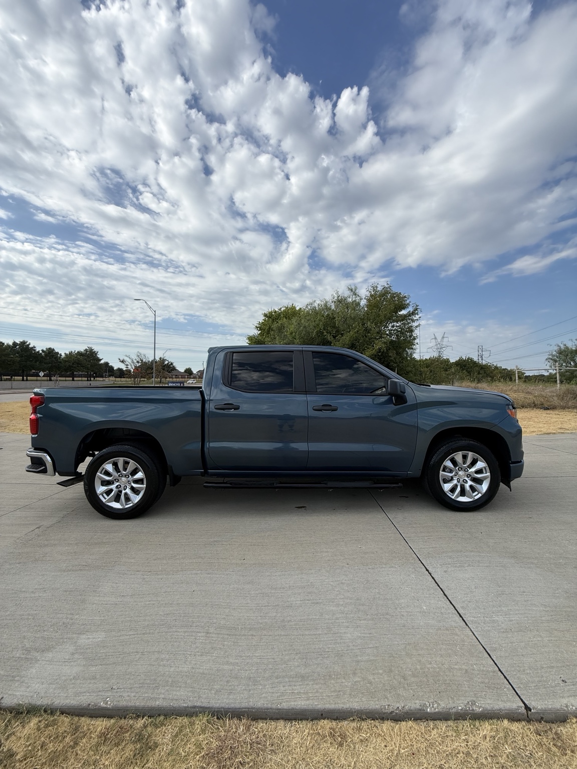 2024 Chevrolet Silverado 1500 passenger side